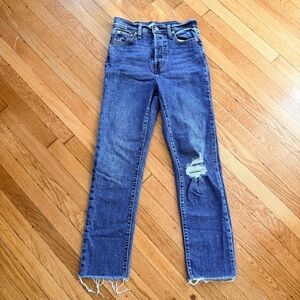 Levi’s Wedgie Straight Size 26 Distressed Raw Hem High Rise Jeans
